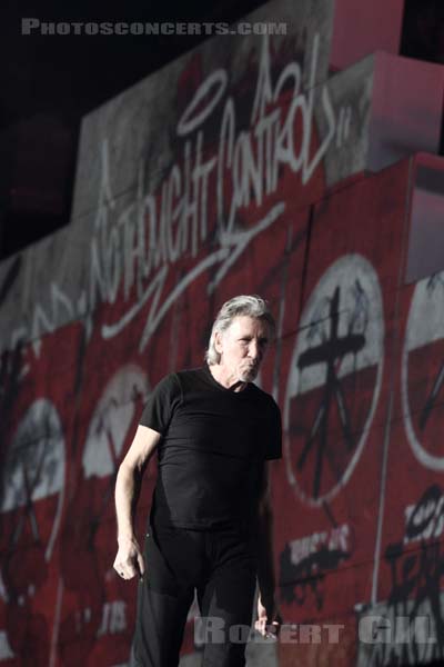 ROGER WATERS - 2013-09-21 - SAINT DENIS - Stade de France - 